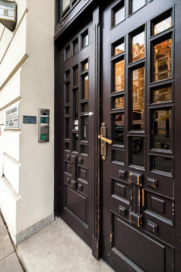Native Apartments Rakowicka 6 كراكوفيا المظهر الخارجي الصورة